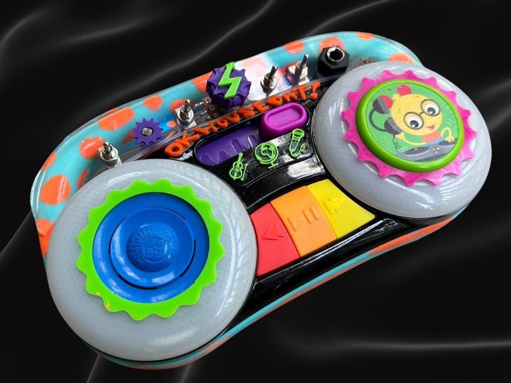 Circuit Bent Boombox (no 2 of 2)