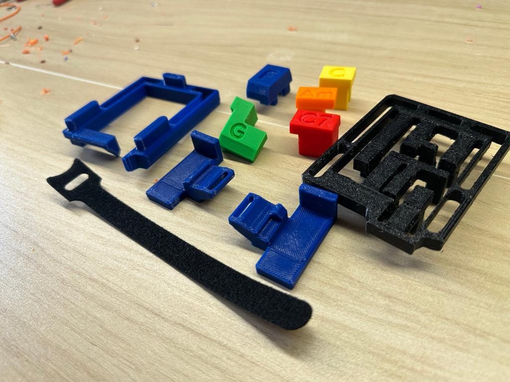 UkeAssist Adaptive Ukulele Helper – STL File Download for 3D Printing (Noncommercial Use License)