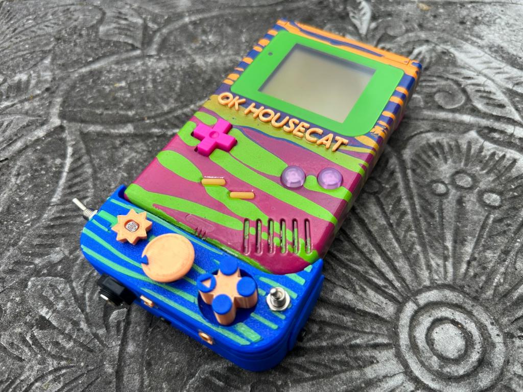 Custom Ok Gameboy "Switch" (Acrobatic Apricot) - Modded DMG Retro Gaming Console