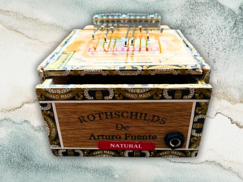 Cigar Box Kalimba