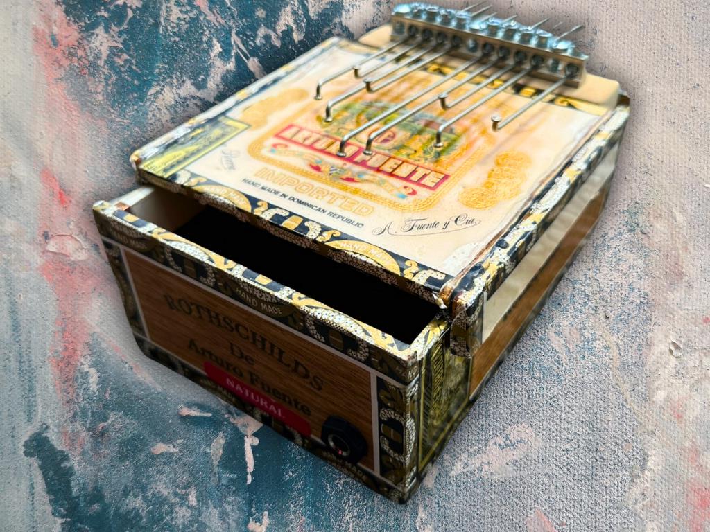 Cigar Box Kalimba