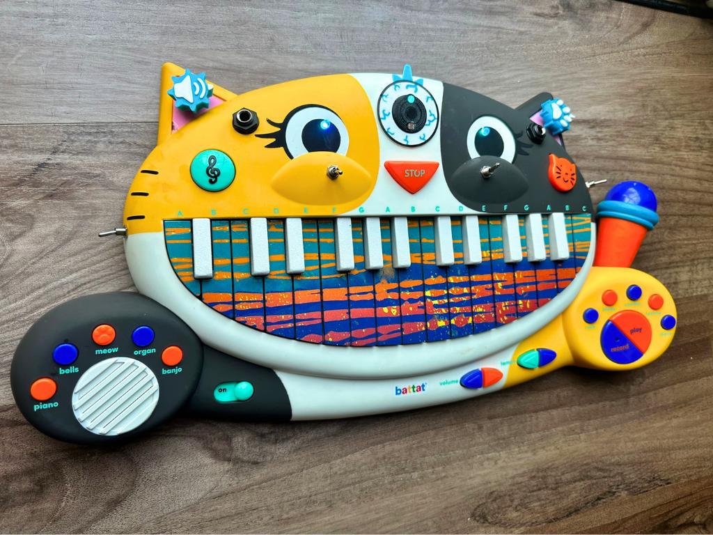 Circuit Bent MEOWSIC: Third Eye Edition ("Solar Spin")
