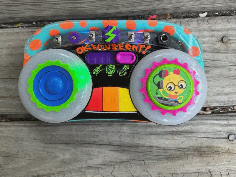 Circuit Bent Boombox (no 2 of 2)
